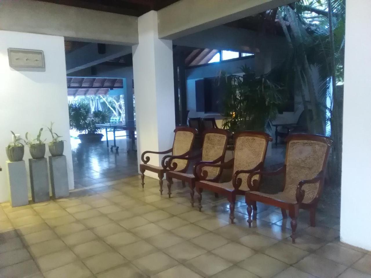 Hotel Sunflower กตรคาม ภายนอก รูปภาพ